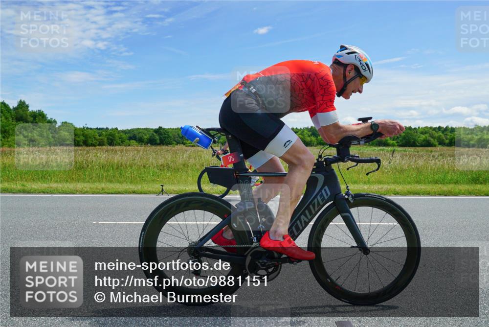 21.06.2026 - Viking Triathlon Michael Burmester http://msf.ph/oto/9881151 21.06.2026 12:54:08 Radfahren 107, 154, 286, 296, 314, 376, 414, 560, 574 meine-sportfotos.de