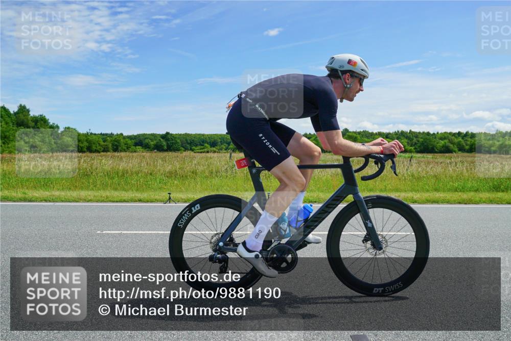 21.06.2026 - Viking Triathlon Michael Burmester http://msf.ph/oto/9881190 21.06.2026 12:54:15 Radfahren 107, 154, 220, 286, 296, 376, 414, 560, 574, 625 meine-sportfotos.de
