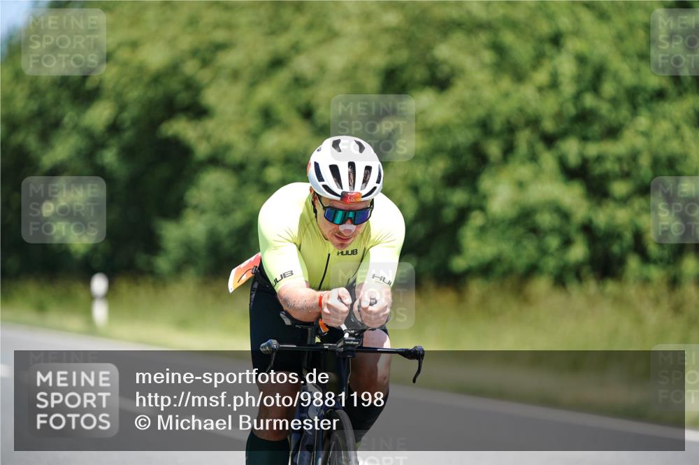 21.06.2026 - Viking Triathlon Michael Burmester http://msf.ph/oto/9881198 21.06.2026 13:27:29 Radfahren 60, 515 meine-sportfotos.de