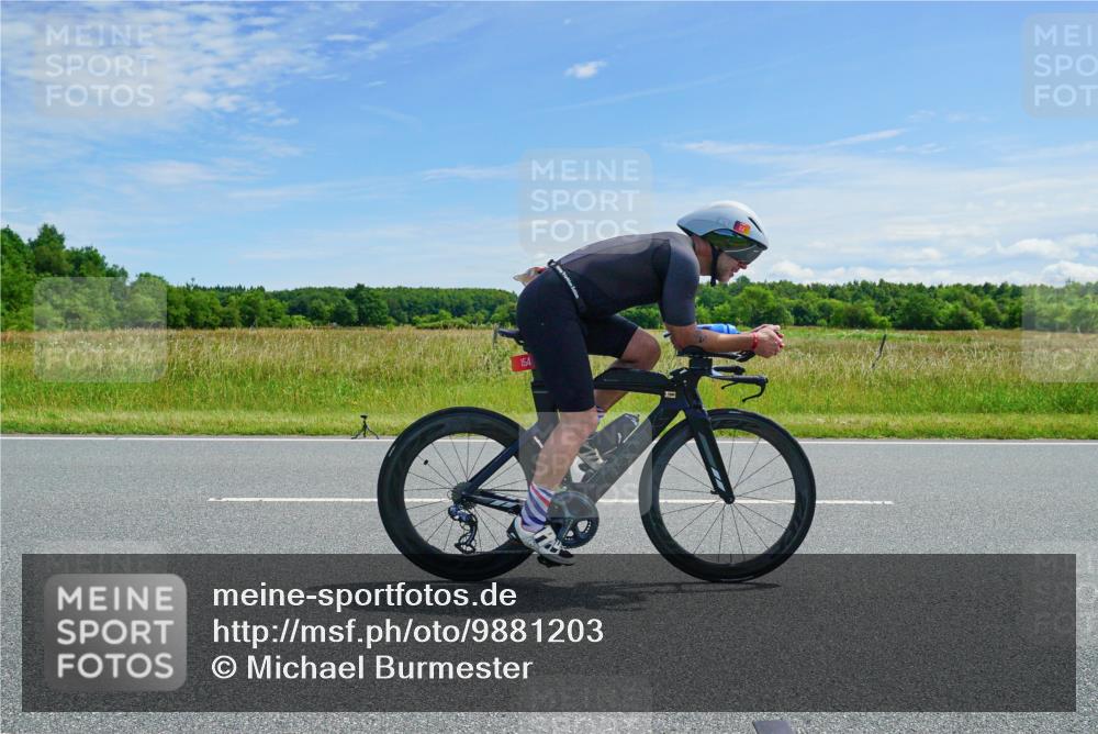 21.06.2026 - Viking Triathlon Michael Burmester http://msf.ph/oto/9881203 21.06.2026 12:54:19 Radfahren 154, 220, 296, 376, 414, 560, 574, 625 meine-sportfotos.de