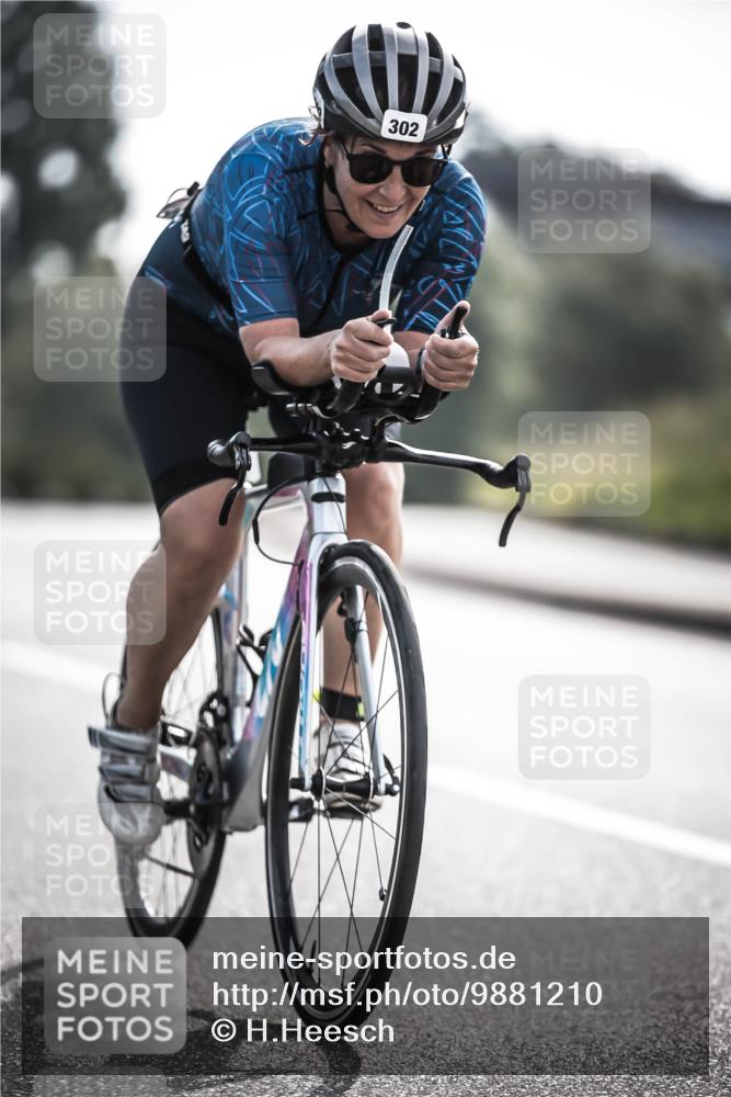21.06.2026 - 29. Vierlanden-Triathlon H.Heesch http://msf.ph/oto/9881210 21.06.2026 09:14:43 Radfahren 183, 299, 302 meine-sportfotos.de