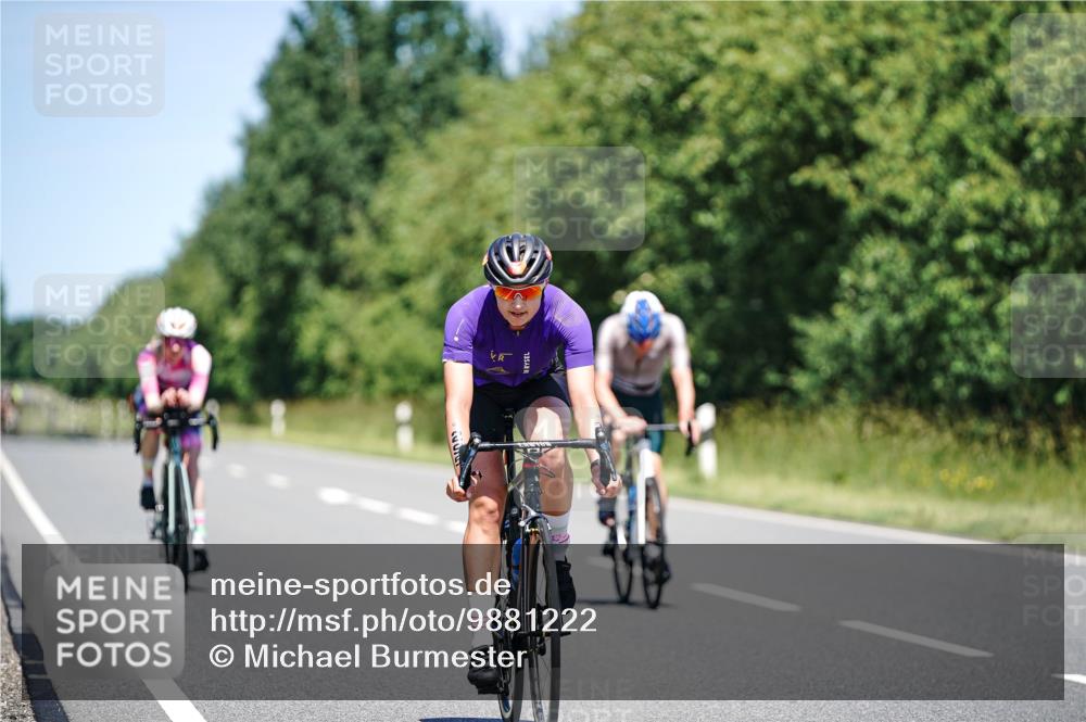 21.06.2026 - Viking Triathlon Michael Burmester http://msf.ph/oto/9881222 21.06.2026 13:27:35 Radfahren 60, 515 meine-sportfotos.de