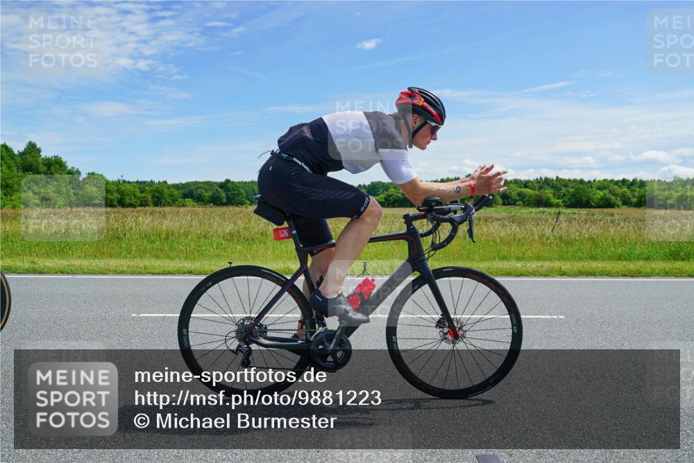21.06.2026 - Viking Triathlon Michael Burmester http://msf.ph/oto/9881223 21.06.2026 12:54:22 Radfahren 154, 220, 296, 340, 376, 625 meine-sportfotos.de