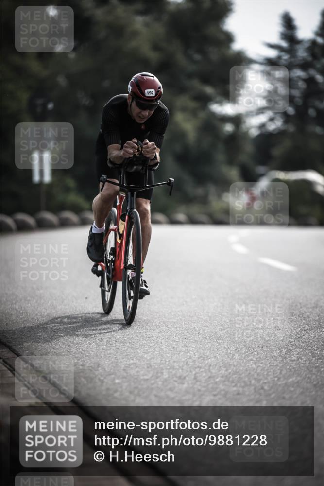 21.06.2026 - 29. Vierlanden-Triathlon H.Heesch http://msf.ph/oto/9881228 21.06.2026 09:15:36 Radfahren 10, 192 meine-sportfotos.de
