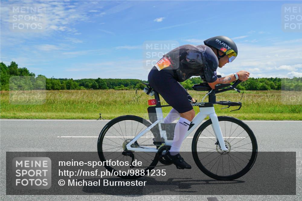 21.06.2026 - Viking Triathlon Michael Burmester http://msf.ph/oto/9881235 21.06.2026 12:54:34 Radfahren 289, 331, 340, 625, 663 meine-sportfotos.de