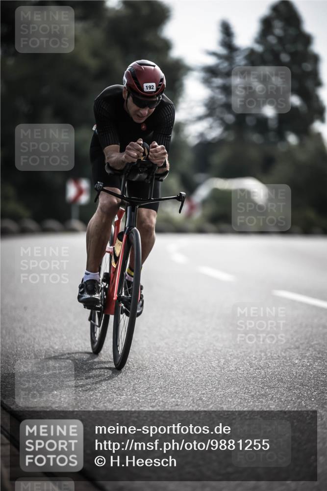 21.06.2026 - 29. Vierlanden-Triathlon H.Heesch http://msf.ph/oto/9881255 21.06.2026 09:15:36 Radfahren 10, 192 meine-sportfotos.de