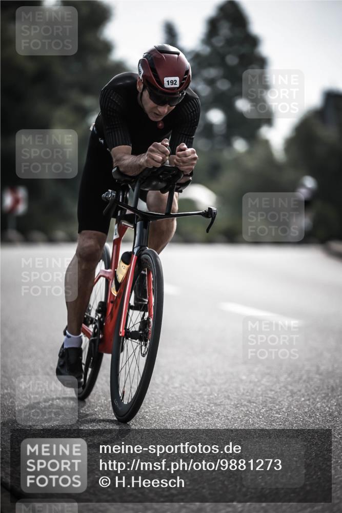 21.06.2026 - 29. Vierlanden-Triathlon H.Heesch http://msf.ph/oto/9881273 21.06.2026 09:15:37 Radfahren 10, 192 meine-sportfotos.de