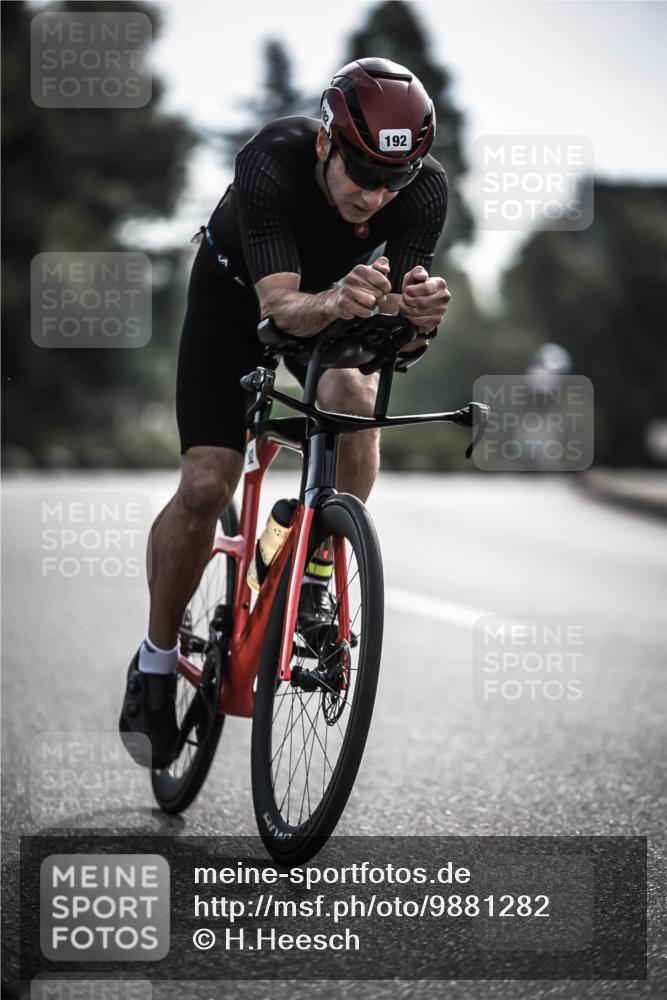 21.06.2026 - 29. Vierlanden-Triathlon H.Heesch http://msf.ph/oto/9881282 21.06.2026 09:15:37 Radfahren 10, 192 meine-sportfotos.de