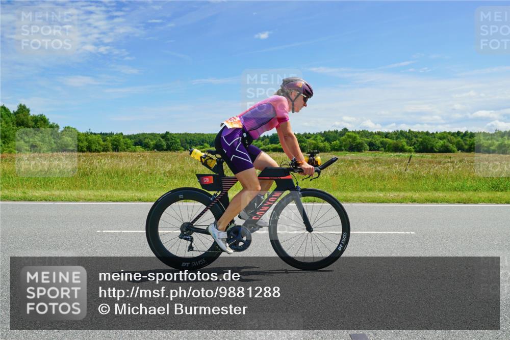 21.06.2026 - Viking Triathlon Michael Burmester http://msf.ph/oto/9881288 21.06.2026 12:55:05 Radfahren 45, 188, 241, 282, 327, 386, 495, 541, 578 meine-sportfotos.de