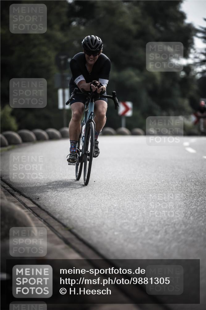 21.06.2026 - 29. Vierlanden-Triathlon H.Heesch http://msf.ph/oto/9881305 21.06.2026 09:15:47 Radfahren 62, 128, 177 meine-sportfotos.de