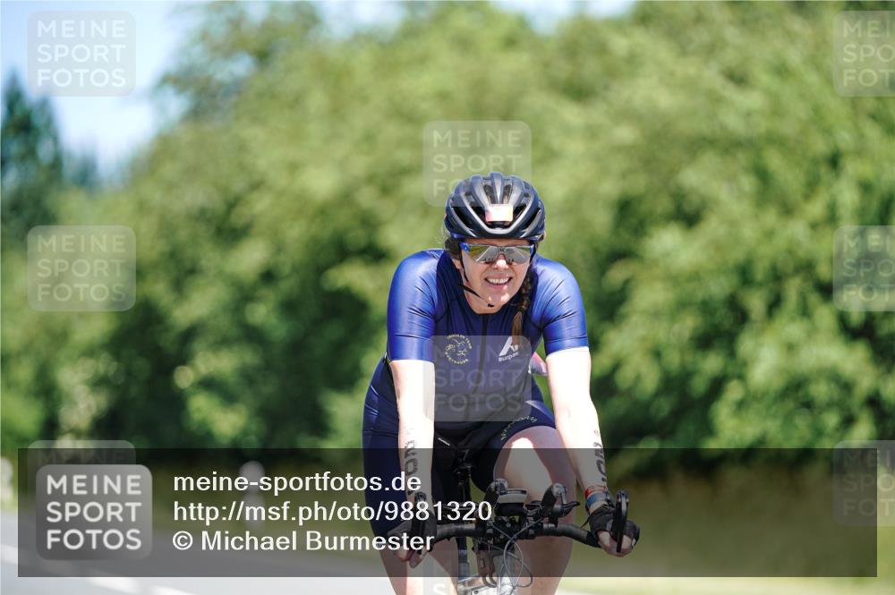 21.06.2026 - Viking Triathlon Michael Burmester http://msf.ph/oto/9881320 21.06.2026 13:28:04 Radfahren 395 meine-sportfotos.de