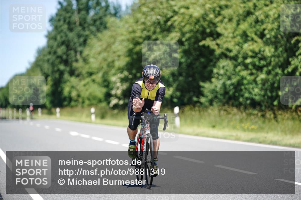 21.06.2026 - Viking Triathlon Michael Burmester http://msf.ph/oto/9881349 21.06.2026 13:28:08 Radfahren 395 meine-sportfotos.de
