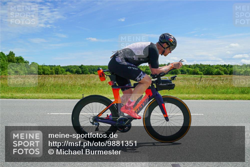 21.06.2026 - Viking Triathlon Michael Burmester http://msf.ph/oto/9881351 21.06.2026 12:56:24 Radfahren 33, 113, 137, 255, 287, 357 meine-sportfotos.de
