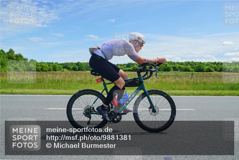 21.06.2026 - Viking Triathlon Michael Burmester http://msf.ph/oto/9881381 21.06.2026 12:57:27 Radfahren 85, 93, 212, 245, 274, 315, 362, 393, 403, 427, 492 meine-sportfotos.de