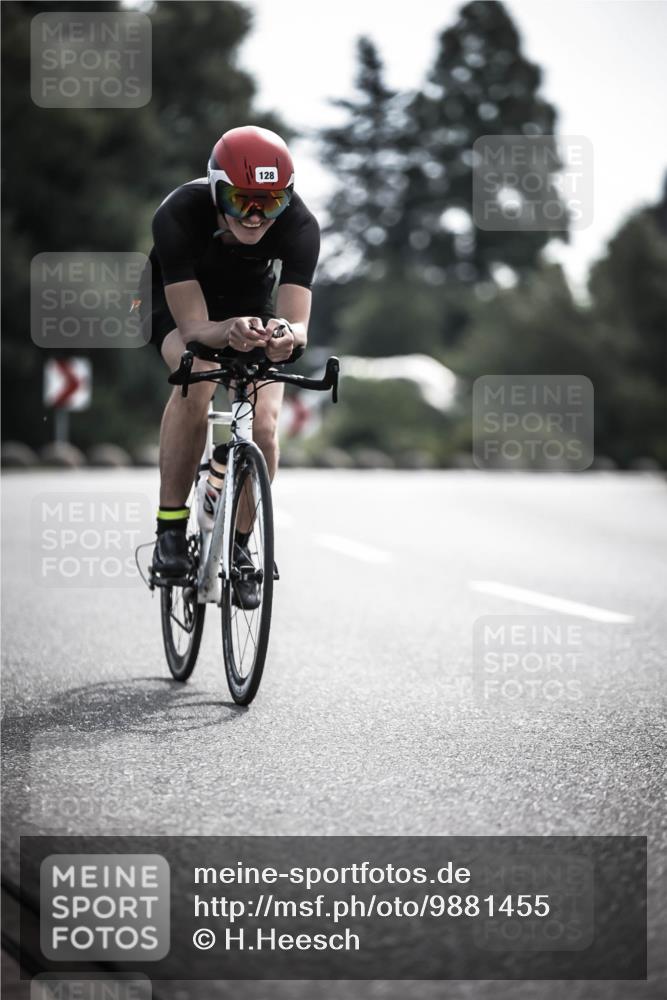 21.06.2026 - 29. Vierlanden-Triathlon H.Heesch http://msf.ph/oto/9881455 21.06.2026 09:15:54 Radfahren 62, 128, 145 meine-sportfotos.de
