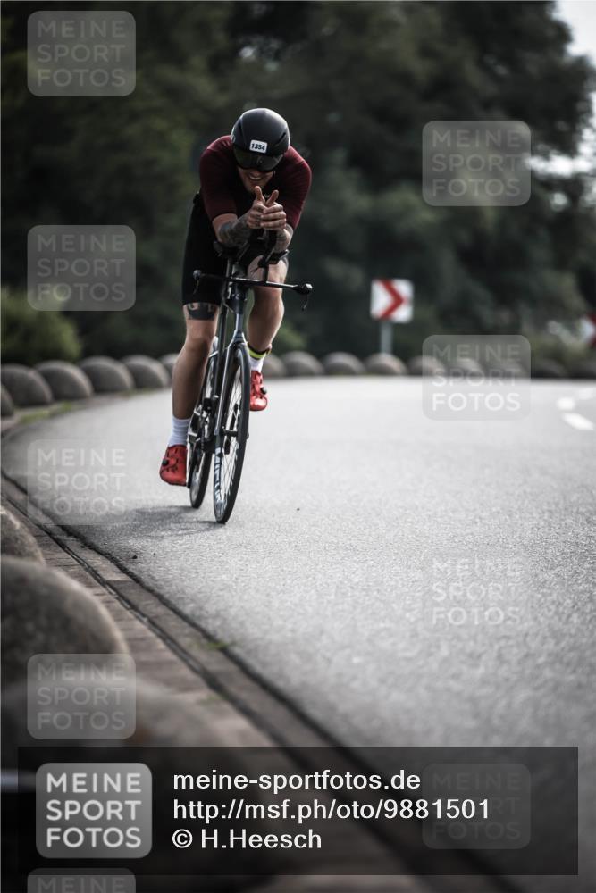 21.06.2026 - 29. Vierlanden-Triathlon H.Heesch http://msf.ph/oto/9881501 21.06.2026 09:16:11 Radfahren 61, 212, 1354 meine-sportfotos.de