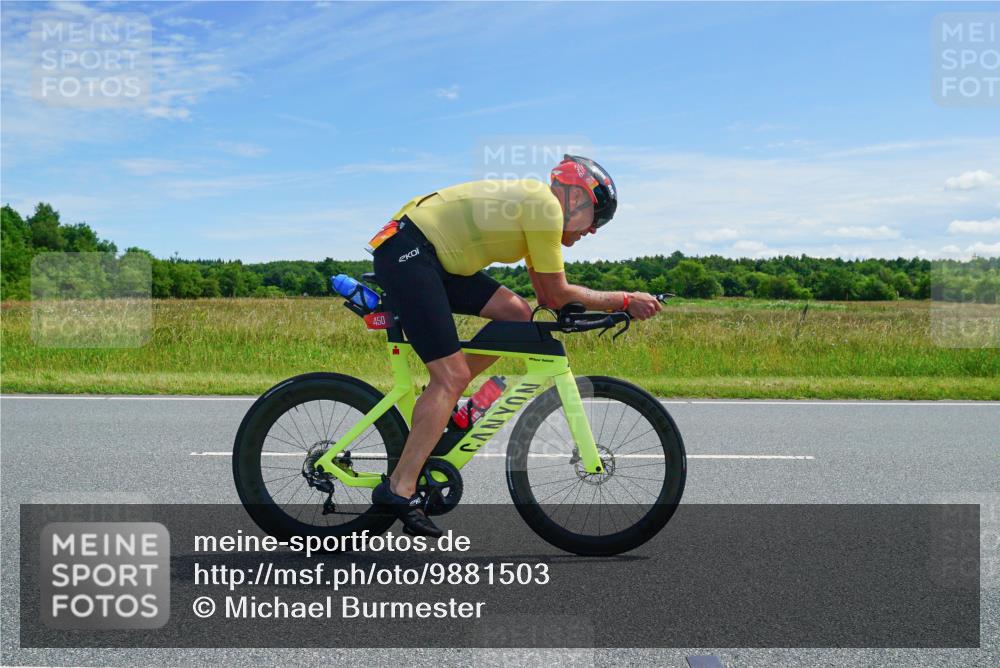 21.06.2026 - Viking Triathlon Michael Burmester http://msf.ph/oto/9881503 21.06.2026 12:58:46 Radfahren 60, 298, 450 meine-sportfotos.de