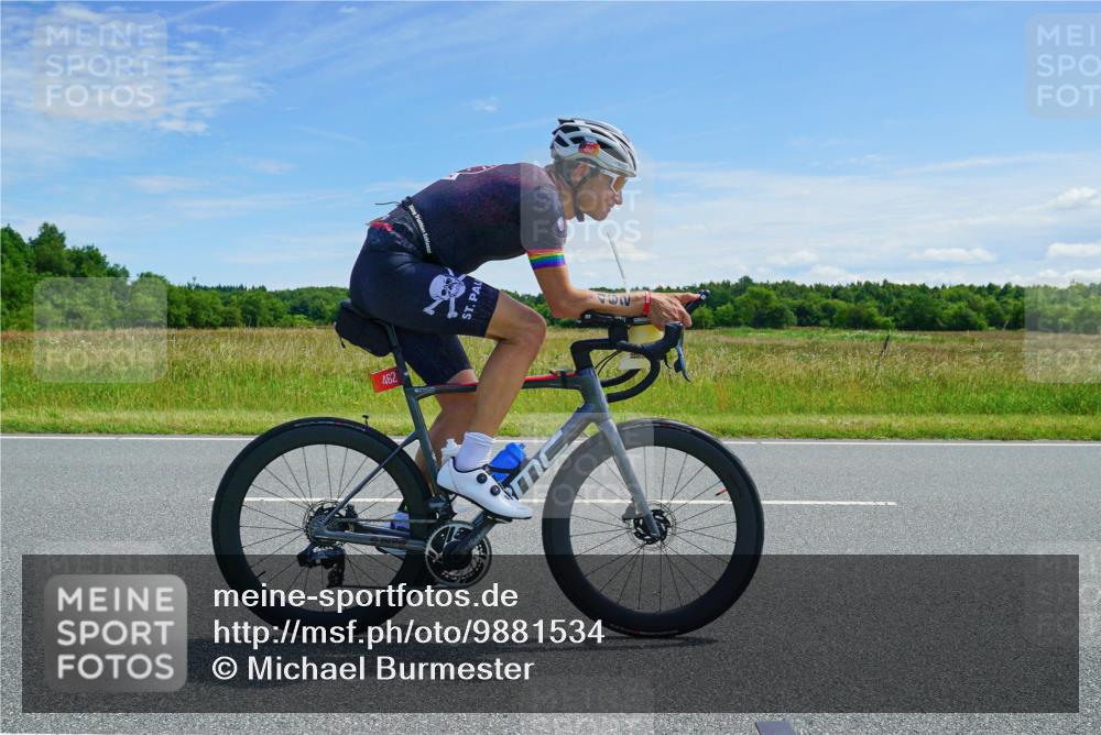 21.06.2026 - Viking Triathlon Michael Burmester http://msf.ph/oto/9881534 21.06.2026 12:59:13 Radfahren 69, 127, 493 meine-sportfotos.de