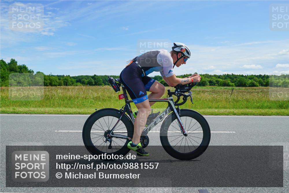 21.06.2026 - Viking Triathlon Michael Burmester http://msf.ph/oto/9881557 21.06.2026 12:59:37 Radfahren 337, 640 meine-sportfotos.de