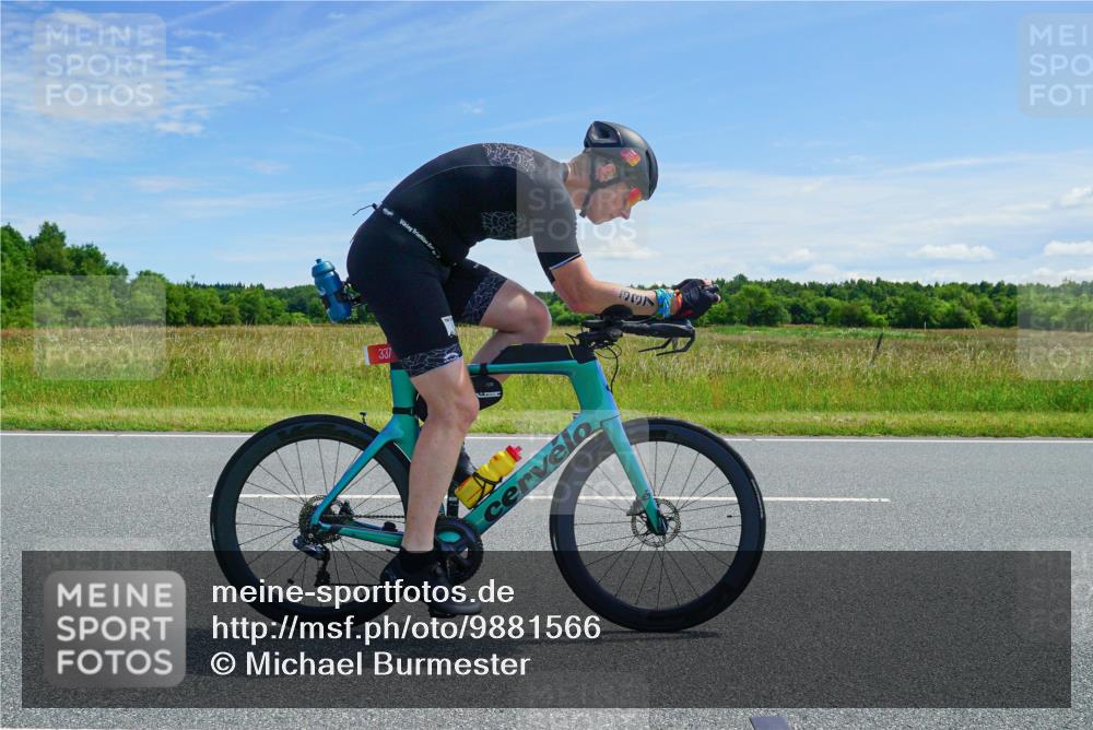 21.06.2026 - Viking Triathlon Michael Burmester http://msf.ph/oto/9881566 21.06.2026 12:59:45 Radfahren 337, 640 meine-sportfotos.de