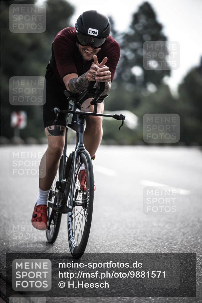 21.06.2026 - 29. Vierlanden-Triathlon H.Heesch http://msf.ph/oto/9881571 21.06.2026 09:16:12 Radfahren 61, 212, 1354 meine-sportfotos.de