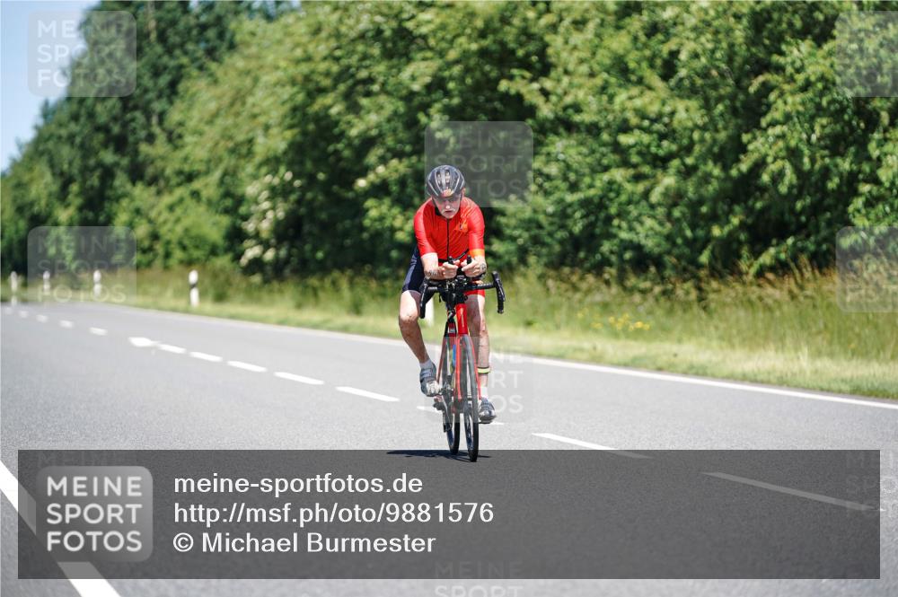 21.06.2026 - Viking Triathlon Michael Burmester http://msf.ph/oto/9881576 21.06.2026 13:29:14 Radfahren 431 meine-sportfotos.de
