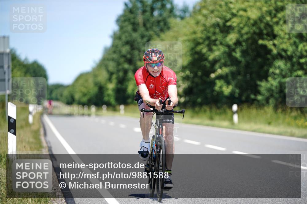 21.06.2026 - Viking Triathlon Michael Burmester http://msf.ph/oto/9881588 21.06.2026 13:29:30 Radfahren 431, 431 meine-sportfotos.de