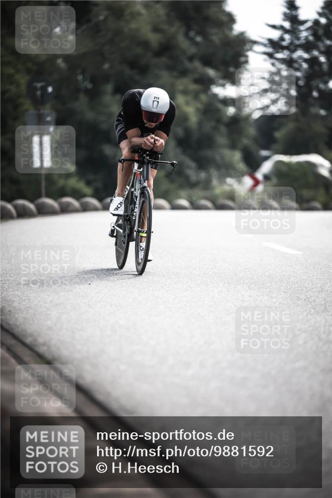 21.06.2026 - 29. Vierlanden-Triathlon H.Heesch http://msf.ph/oto/9881592 21.06.2026 09:16:16 Radfahren 61, 212 meine-sportfotos.de