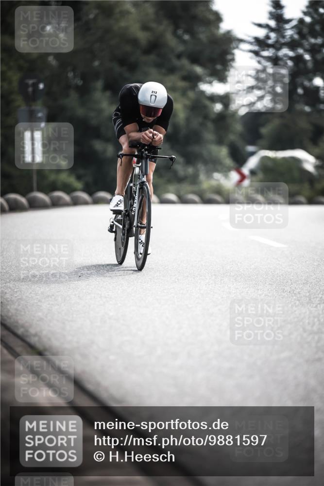 21.06.2026 - 29. Vierlanden-Triathlon H.Heesch http://msf.ph/oto/9881597 21.06.2026 09:16:16 Radfahren 61, 212 meine-sportfotos.de