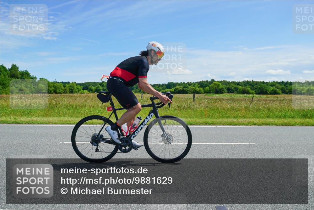 21.06.2026 - Viking Triathlon Michael Burmester http://msf.ph/oto/9881629 21.06.2026 13:00:51 Radfahren 377, 416, 511, 521, 529 meine-sportfotos.de