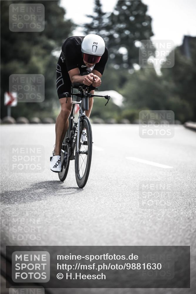 21.06.2026 - 29. Vierlanden-Triathlon H.Heesch http://msf.ph/oto/9881630 21.06.2026 09:16:16 Radfahren 61, 212 meine-sportfotos.de