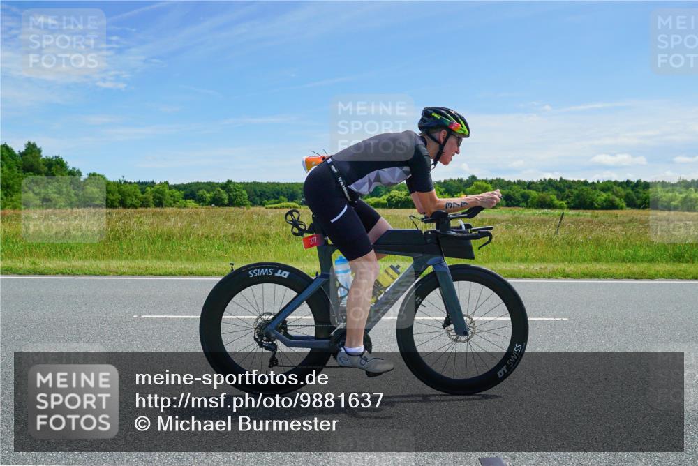 21.06.2026 - Viking Triathlon Michael Burmester http://msf.ph/oto/9881637 21.06.2026 13:00:55 Radfahren 377, 416, 511, 515, 521, 529, 542, 664 meine-sportfotos.de