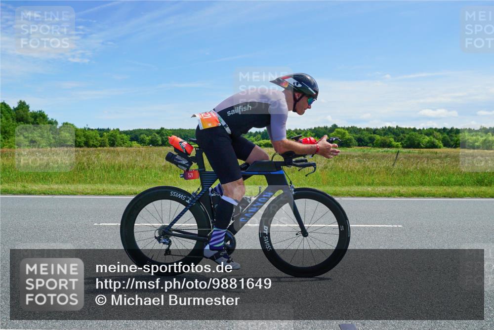 21.06.2026 - Viking Triathlon Michael Burmester http://msf.ph/oto/9881649 21.06.2026 13:00:58 Radfahren 138, 377, 416, 511, 515, 521, 529, 542, 664 meine-sportfotos.de