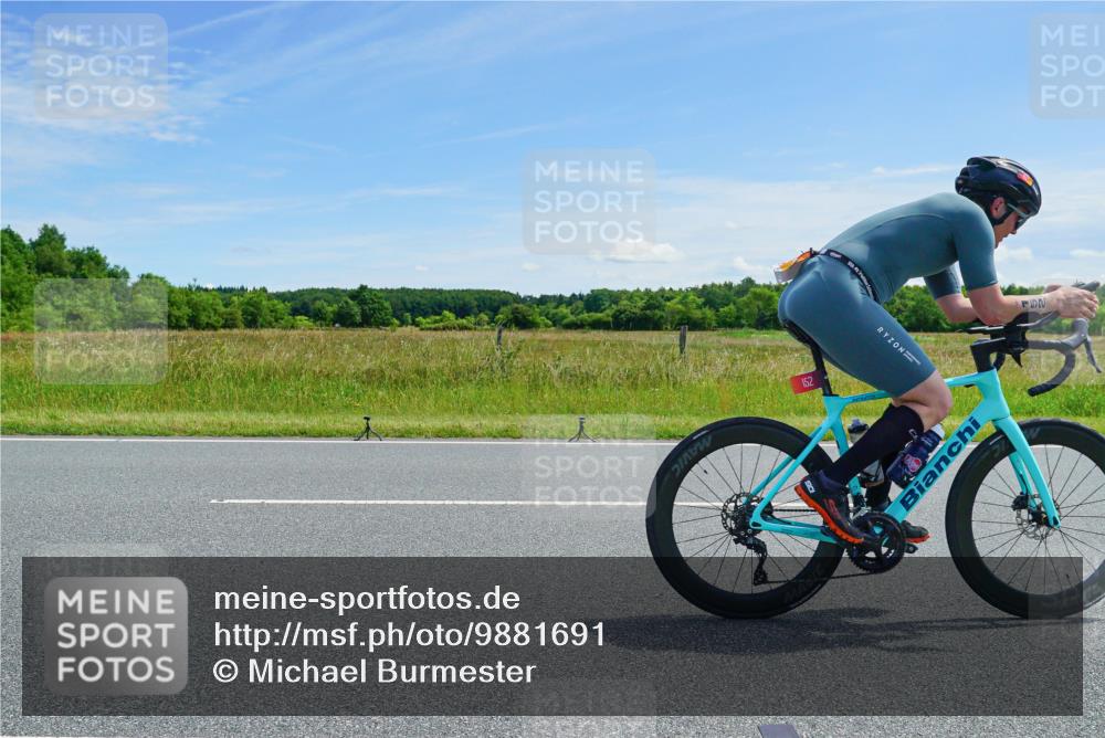21.06.2026 - Viking Triathlon Michael Burmester http://msf.ph/oto/9881691 21.06.2026 13:01:29 Radfahren 283, 307 meine-sportfotos.de