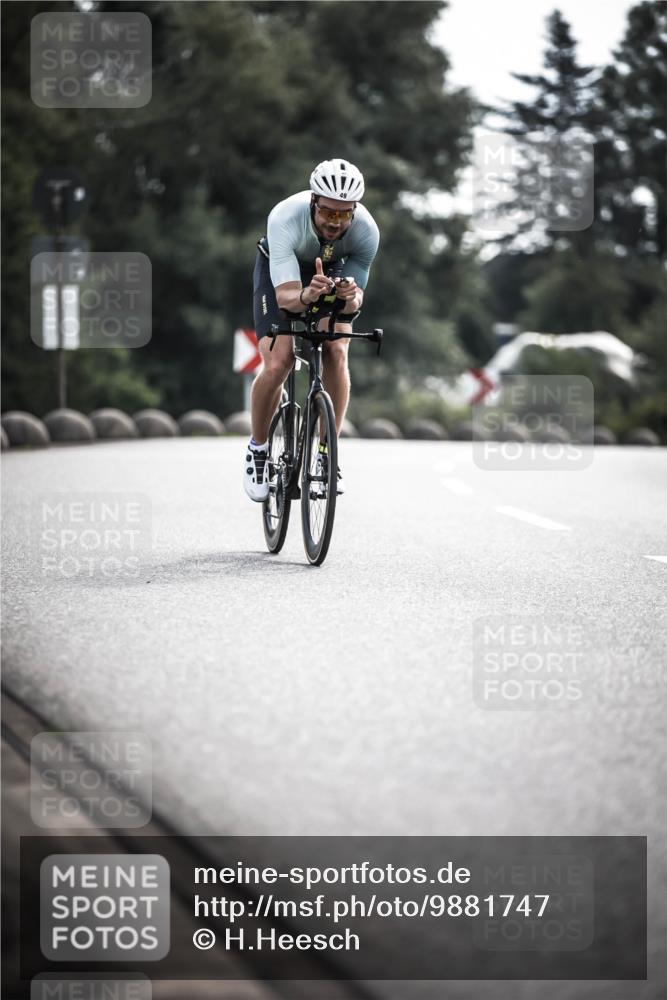 21.06.2026 - 29. Vierlanden-Triathlon H.Heesch http://msf.ph/oto/9881747 21.06.2026 09:16:55 Radfahren 49 meine-sportfotos.de