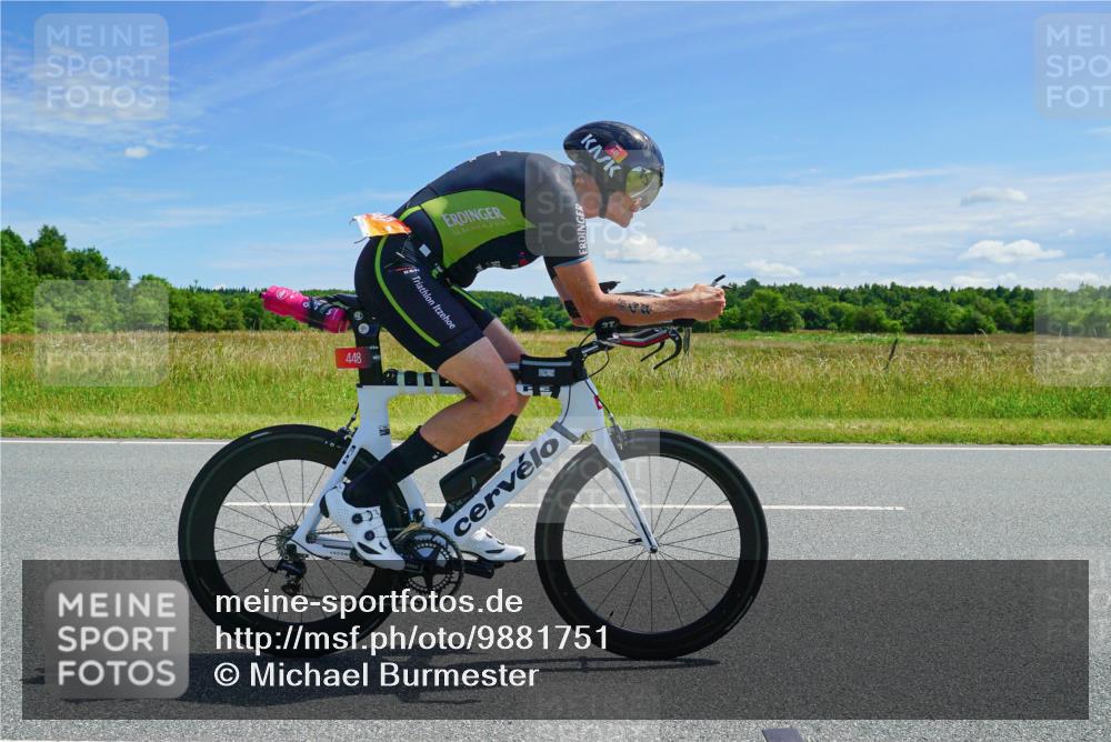 21.06.2026 - Viking Triathlon Michael Burmester http://msf.ph/oto/9881751 21.06.2026 13:03:05 Radfahren 333, 395, 417, 448, 628 meine-sportfotos.de
