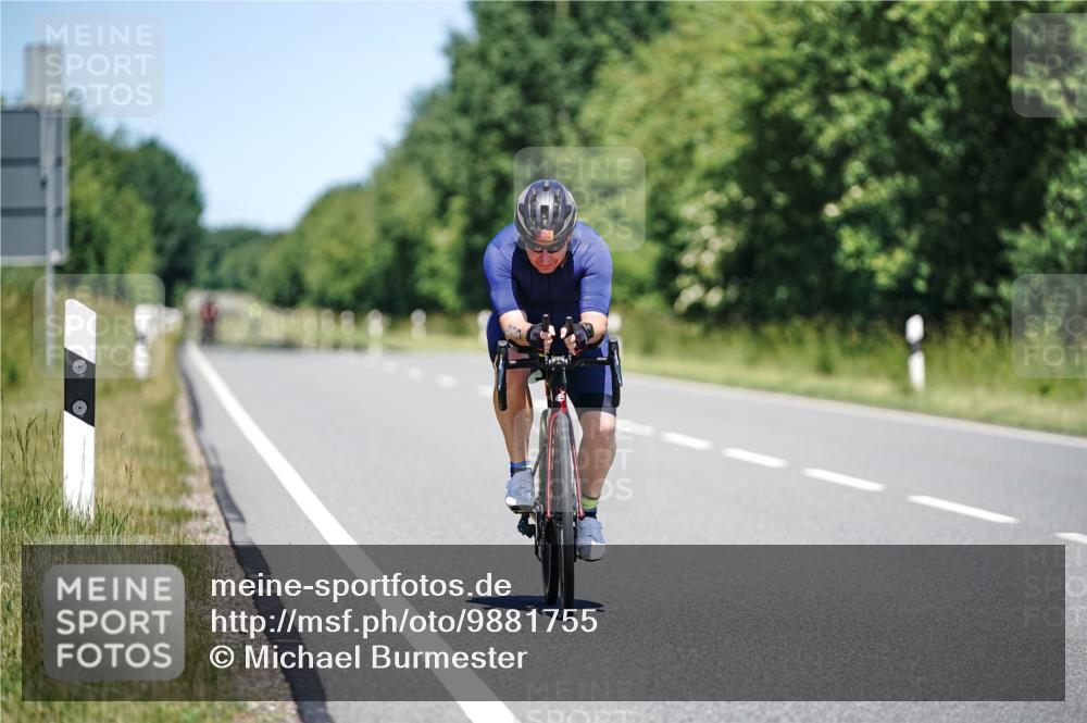21.06.2026 - Viking Triathlon Michael Burmester http://msf.ph/oto/9881755 21.06.2026 13:30:47 Radfahren  meine-sportfotos.de