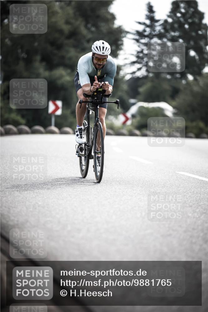 21.06.2026 - 29. Vierlanden-Triathlon H.Heesch http://msf.ph/oto/9881765 21.06.2026 09:16:56 Radfahren 49 meine-sportfotos.de