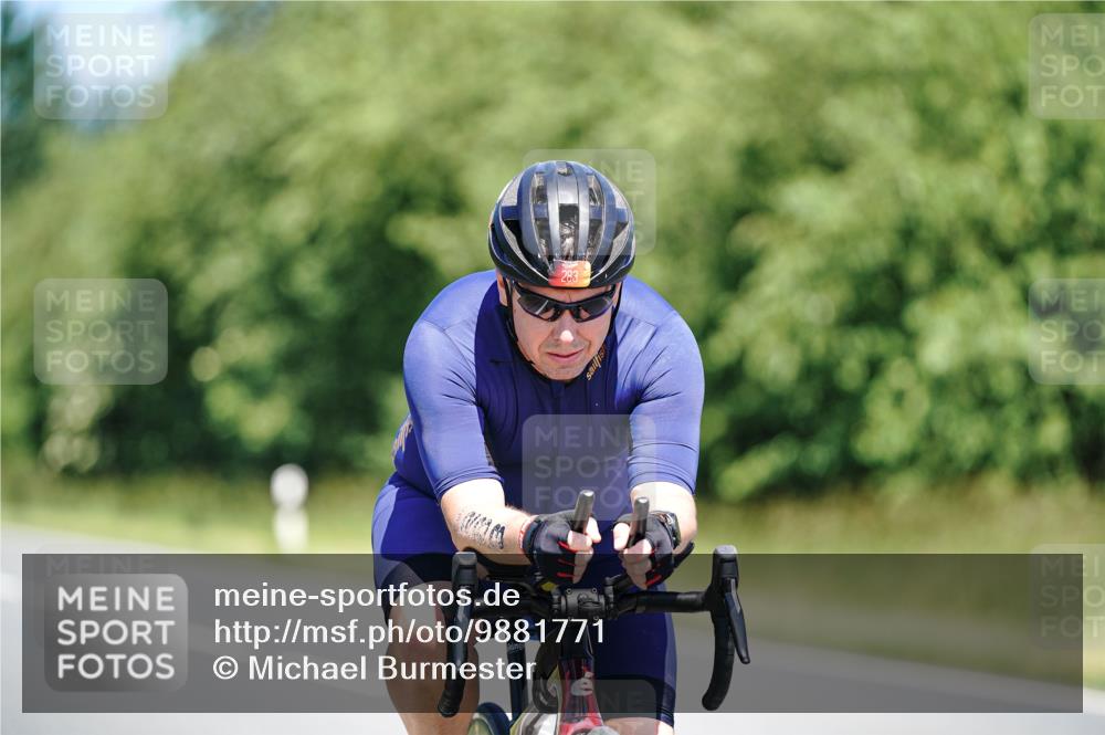 21.06.2026 - Viking Triathlon Michael Burmester http://msf.ph/oto/9881771 21.06.2026 13:30:48 Radfahren  meine-sportfotos.de