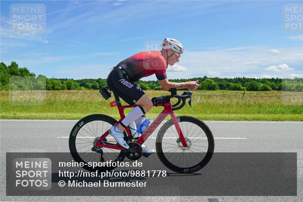 21.06.2026 - Viking Triathlon Michael Burmester http://msf.ph/oto/9881778 21.06.2026 13:04:16 Radfahren 498, 550, 624 meine-sportfotos.de