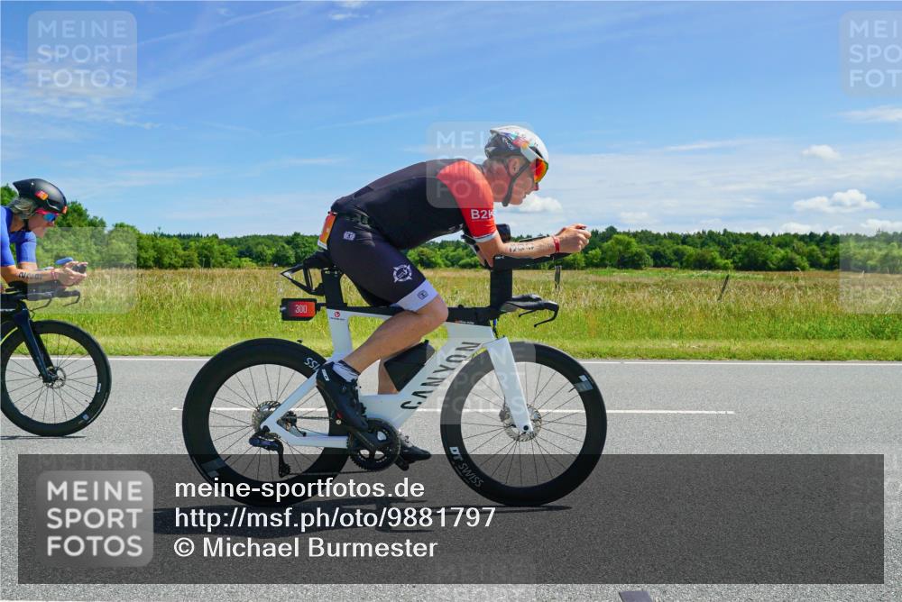 21.06.2026 - Viking Triathlon Michael Burmester http://msf.ph/oto/9881797 21.06.2026 13:04:44 Radfahren 217, 229, 300 meine-sportfotos.de