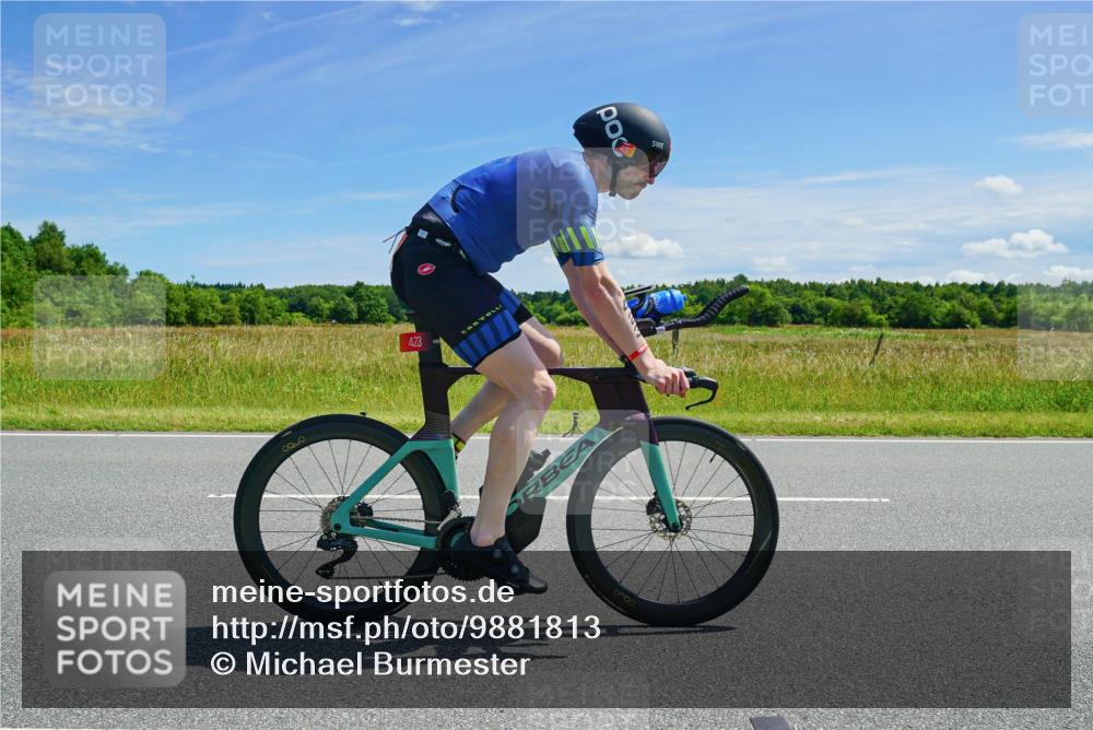 21.06.2026 - Viking Triathlon Michael Burmester http://msf.ph/oto/9881813 21.06.2026 13:04:54 Radfahren 217, 229, 300, 496 meine-sportfotos.de