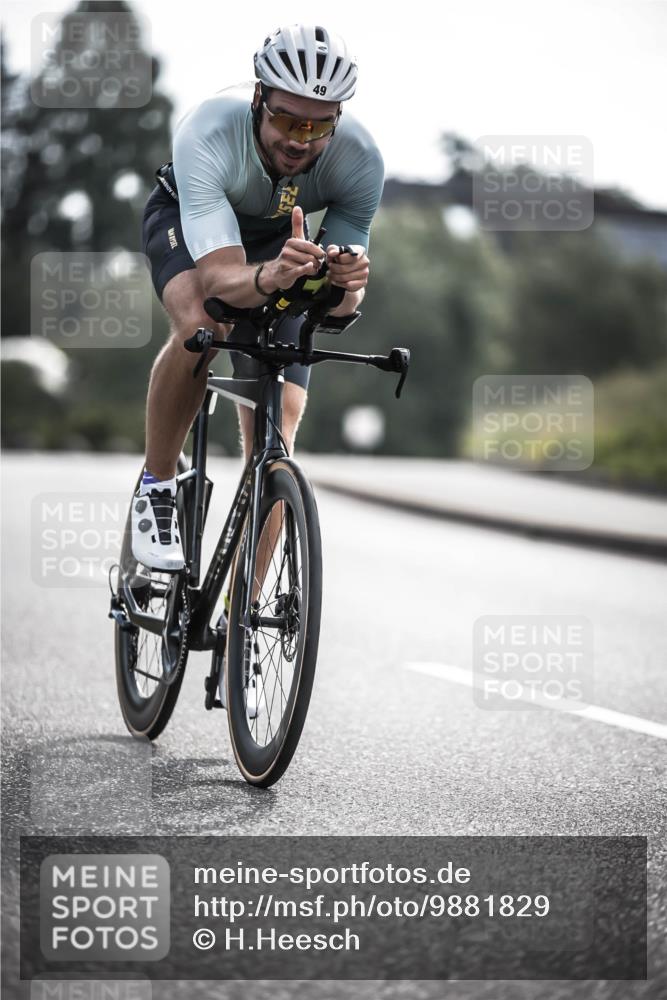 21.06.2026 - 29. Vierlanden-Triathlon H.Heesch http://msf.ph/oto/9881829 21.06.2026 09:16:56 Radfahren 49 meine-sportfotos.de