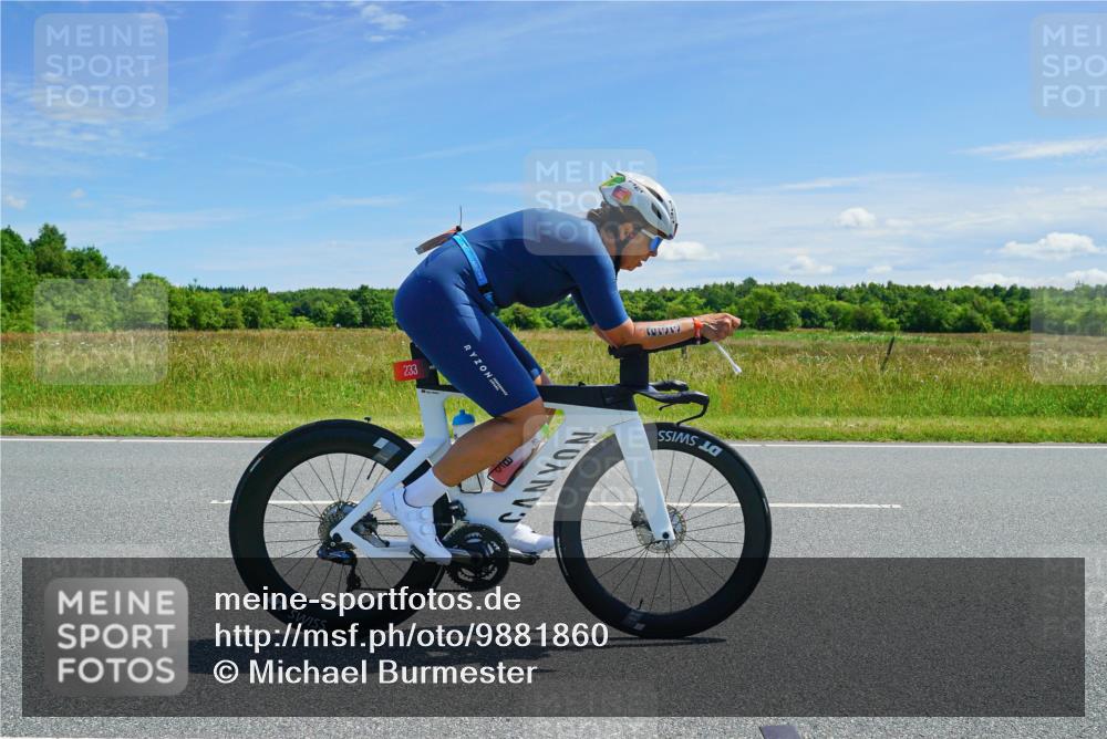 21.06.2026 - Viking Triathlon Michael Burmester http://msf.ph/oto/9881860 21.06.2026 13:06:38 Radfahren 222, 233, 264, 374, 516, 523, 636 meine-sportfotos.de