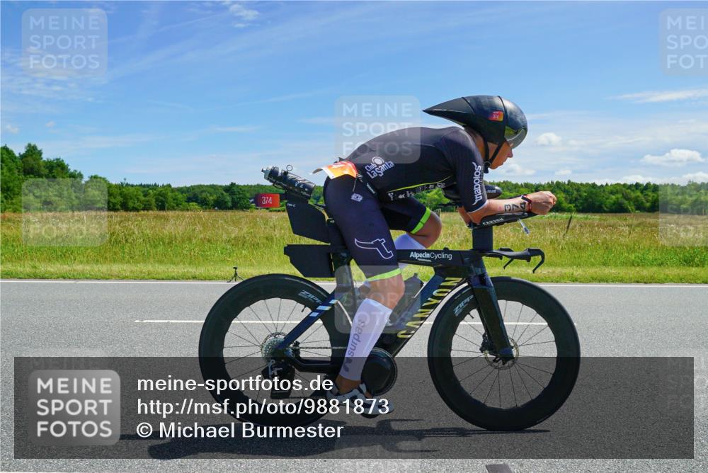 21.06.2026 - Viking Triathlon Michael Burmester http://msf.ph/oto/9881873 21.06.2026 13:06:46 Radfahren 222, 233, 374, 516, 523, 636 meine-sportfotos.de