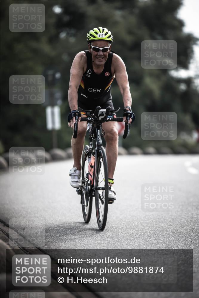 21.06.2026 - 29. Vierlanden-Triathlon H.Heesch http://msf.ph/oto/9881874 21.06.2026 09:17:10 Radfahren 217 meine-sportfotos.de