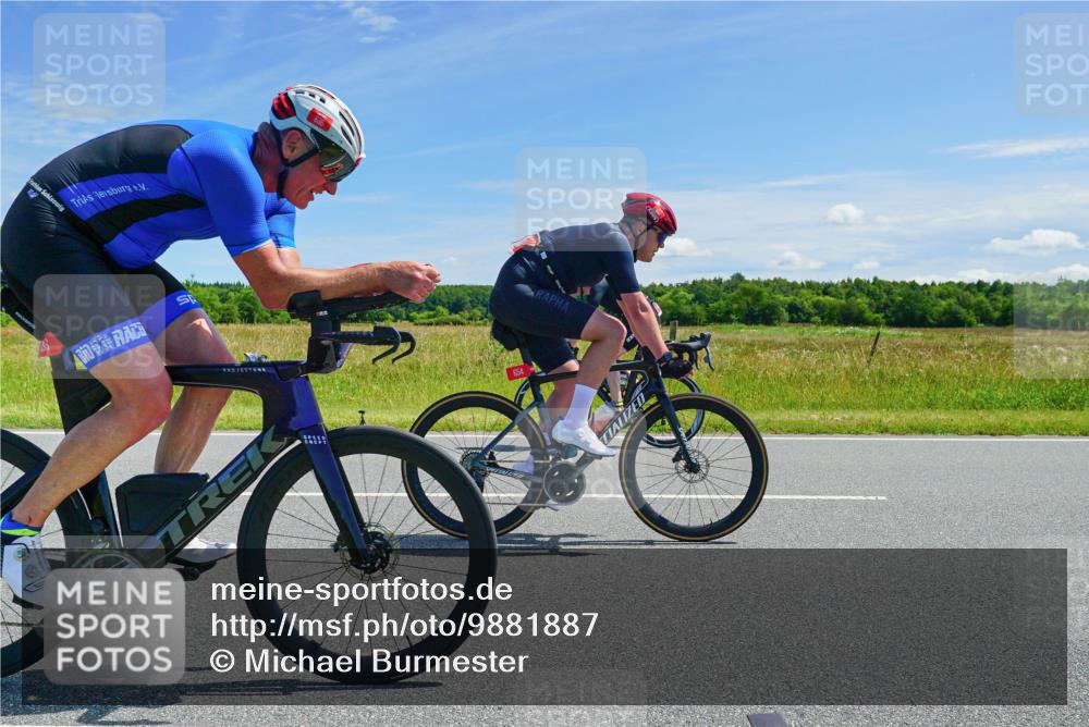 21.06.2026 - Viking Triathlon Michael Burmester http://msf.ph/oto/9881887 21.06.2026 13:06:49 Radfahren 222, 233, 374, 516, 523, 564, 636 meine-sportfotos.de