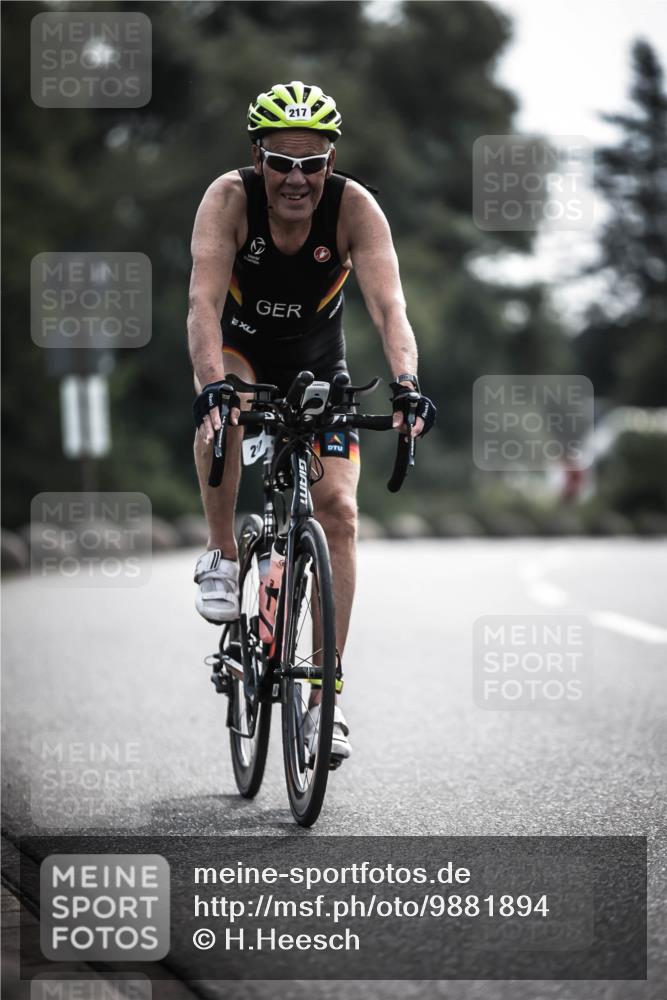 21.06.2026 - 29. Vierlanden-Triathlon H.Heesch http://msf.ph/oto/9881894 21.06.2026 09:17:10 Radfahren 217 meine-sportfotos.de