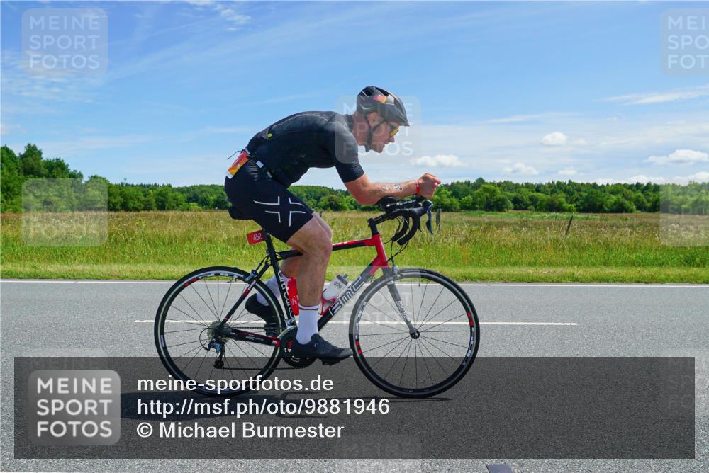 21.06.2026 - Viking Triathlon Michael Burmester http://msf.ph/oto/9881946 21.06.2026 13:07:27 Radfahren 70, 345 meine-sportfotos.de
