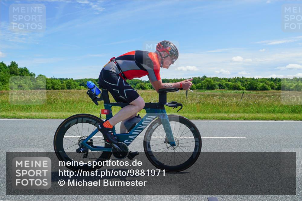 21.06.2026 - Viking Triathlon Michael Burmester http://msf.ph/oto/9881971 21.06.2026 13:07:49 Radfahren 329, 538, 577, 650 meine-sportfotos.de